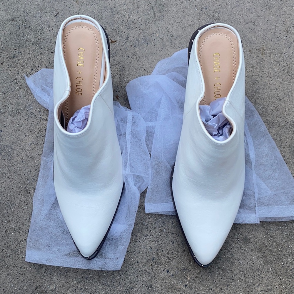 White heel size 11